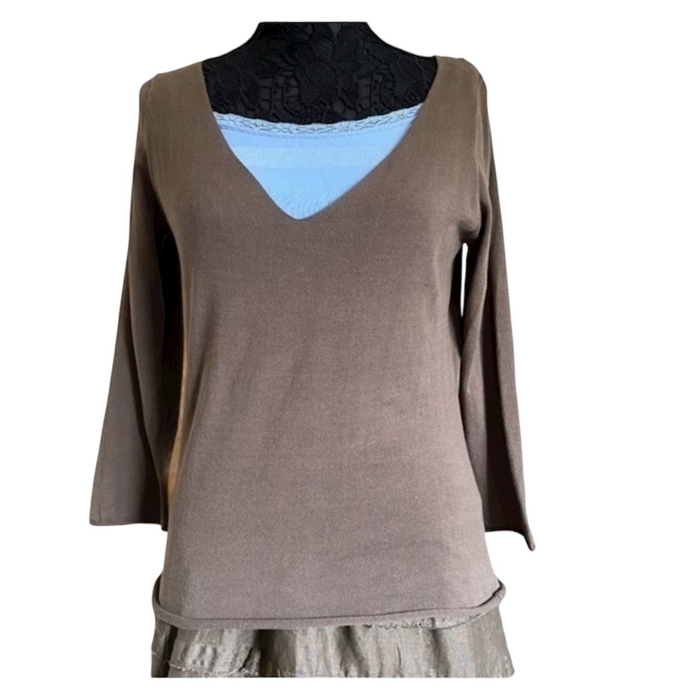 Anthropologie Brown Cotton V-neck Long Sleeve Raw Hem Sweater Medium NWOT